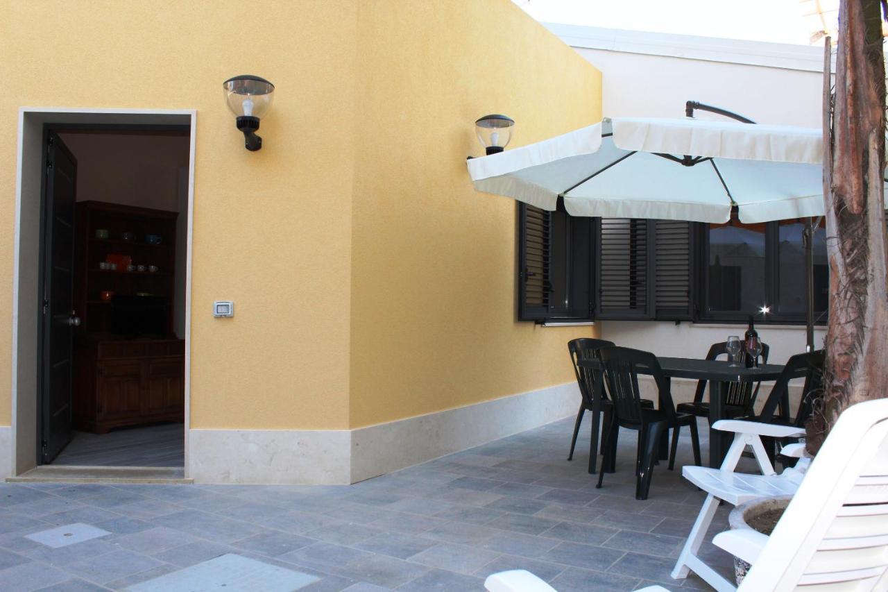 Re Sole La Dependance - Casa vacanza URANO Avola Exterior foto